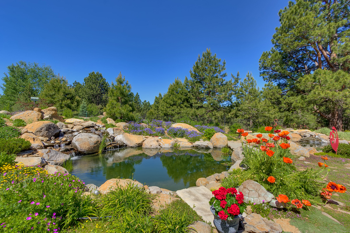 Image number 2 for slideshow of 11686 Moon Shadow Court, Truckee CA